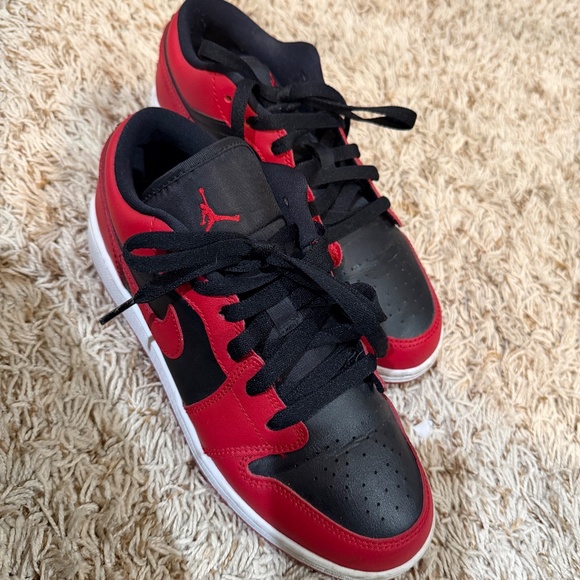Air Jordan 1 Low 'Bred' - Picture 2 of 4